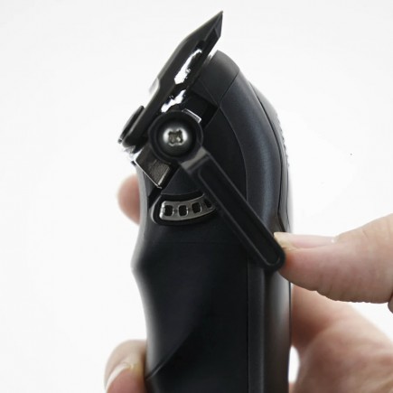 #STC72/B Supreme Darkstar 72 Vector Motor Clipper - Black